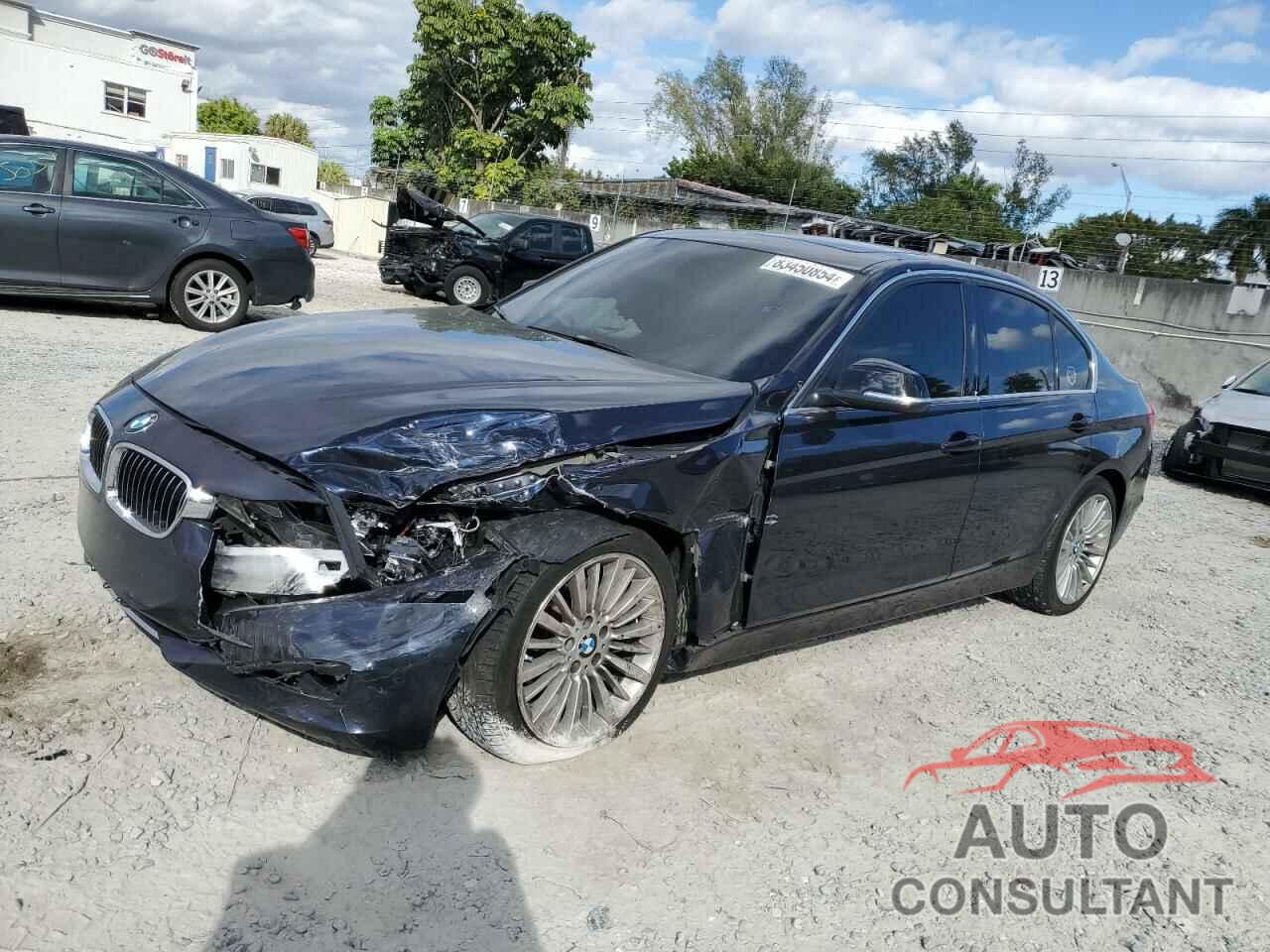 BMW 3 SERIES 2013 - WBA3A5G59DNP22825