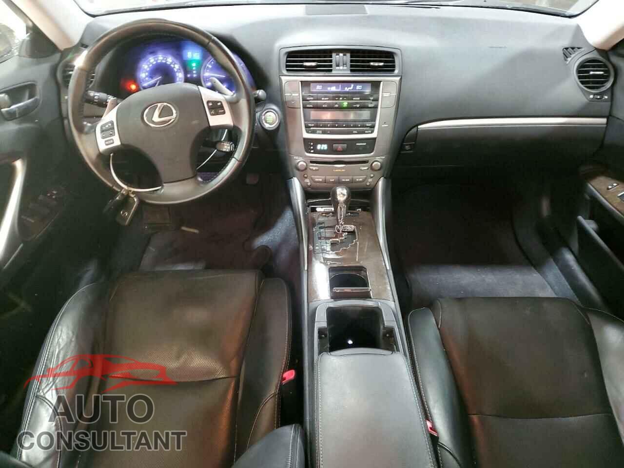LEXUS IS 2012 - JTHCF5C24C5052811