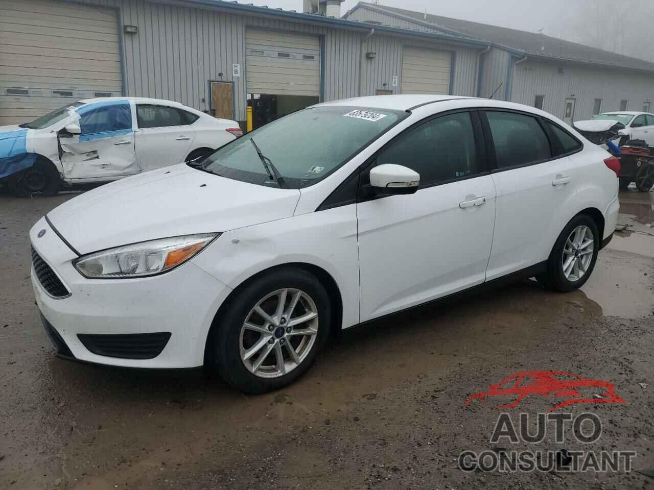 FORD FOCUS 2017 - 1FADP3F28HL330606