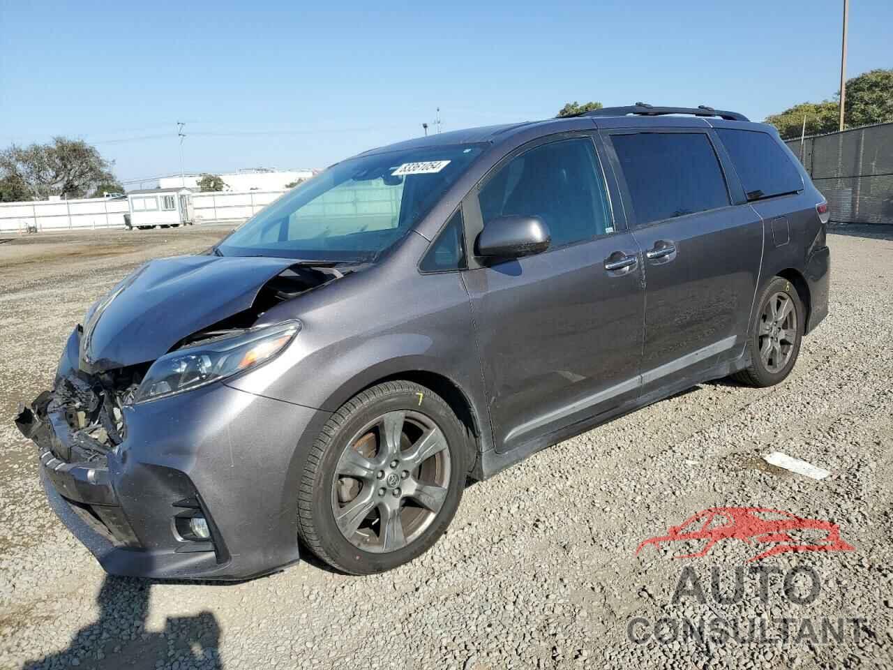 TOYOTA SIENNA 2019 - 5TDXZ3DC8KS993211