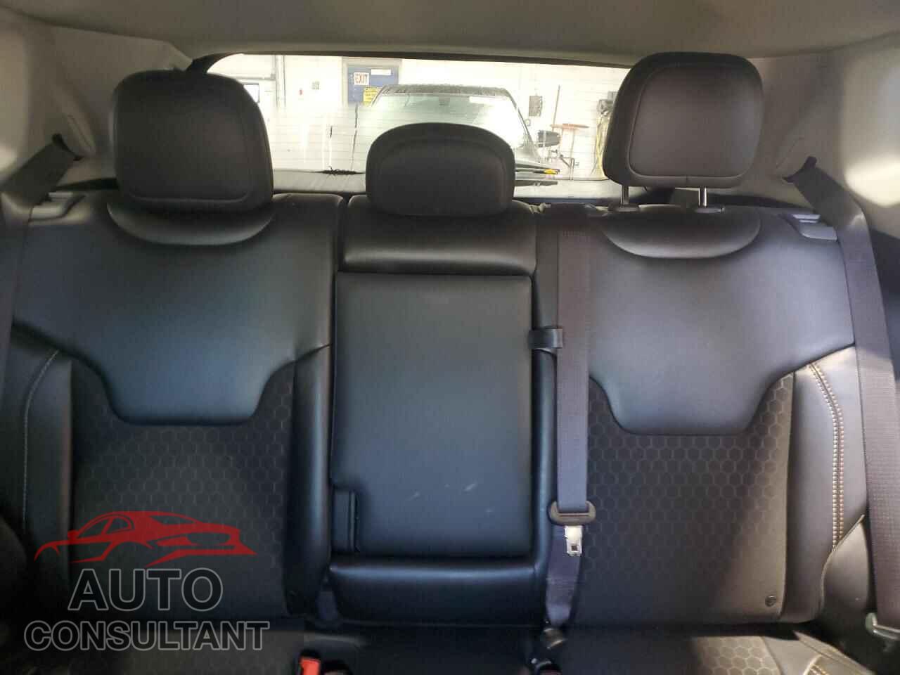 JEEP COMPASS 2020 - 3C4NJDBB9LT157770