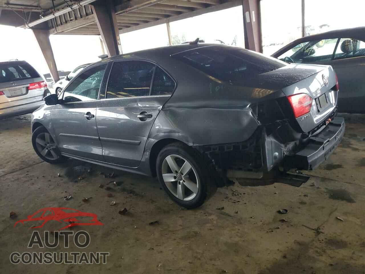 VOLKSWAGEN JETTA 2012 - 3VWLL7AJ4CM058888