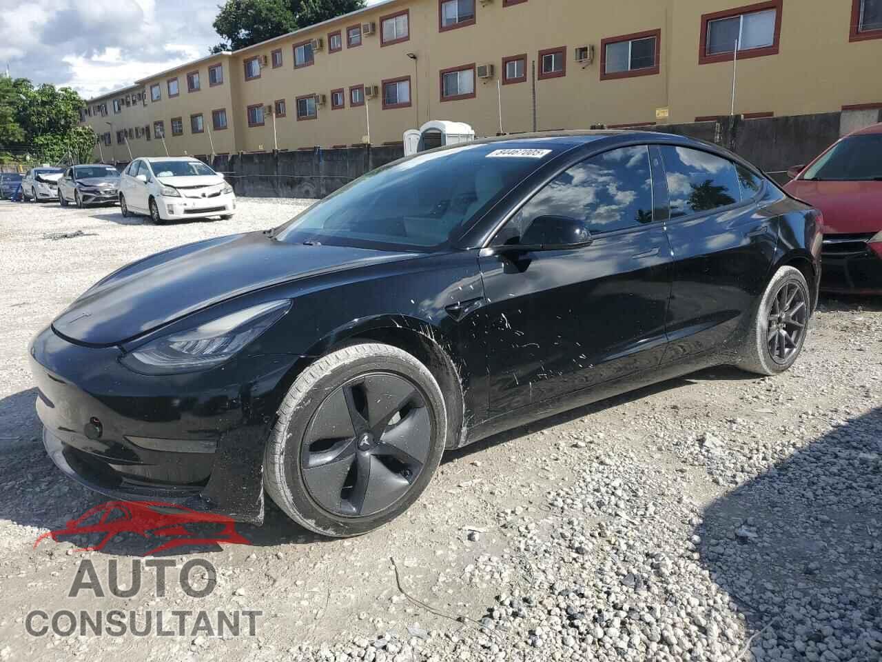 TESLA MODEL 3 2021 - 5YJ3E1EA8MF860015