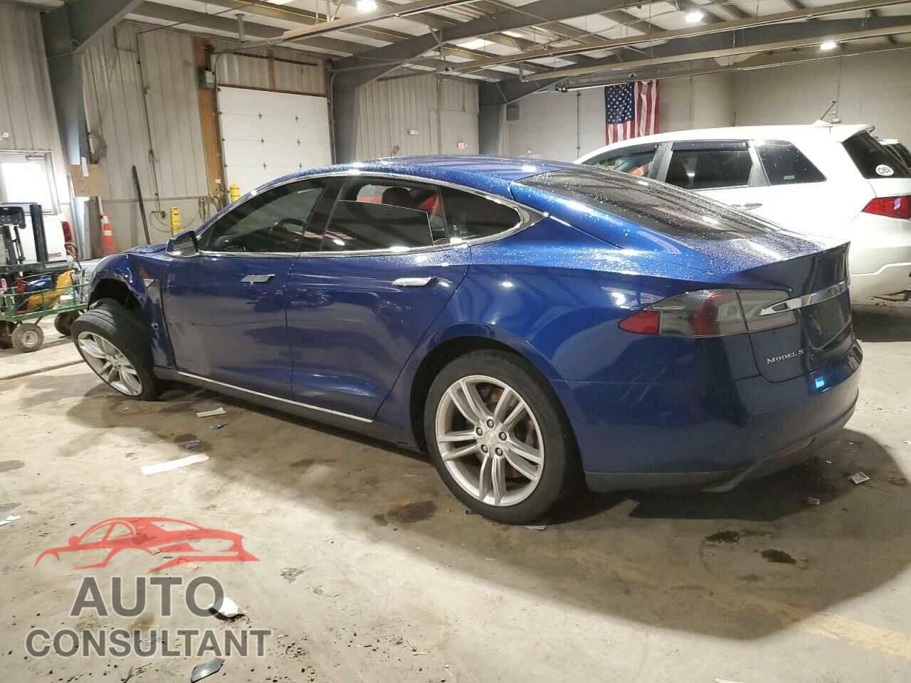 TESLA MODEL S 2015 - 5YJSA1E10FF118847