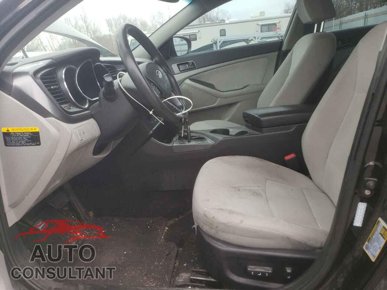 KIA OPTIMA 2013 - KNAGM4A70D5301654