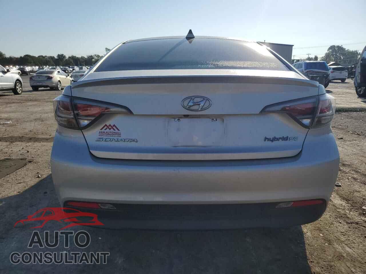 HYUNDAI SONATA 2017 - KMHE24L14HA044256