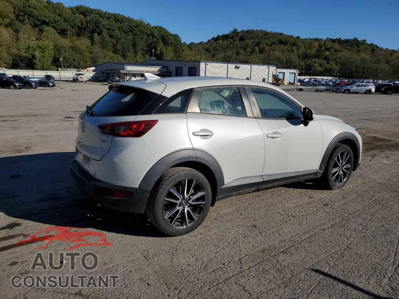 MAZDA CX-3 2018 - JM1DKFC76J1303612