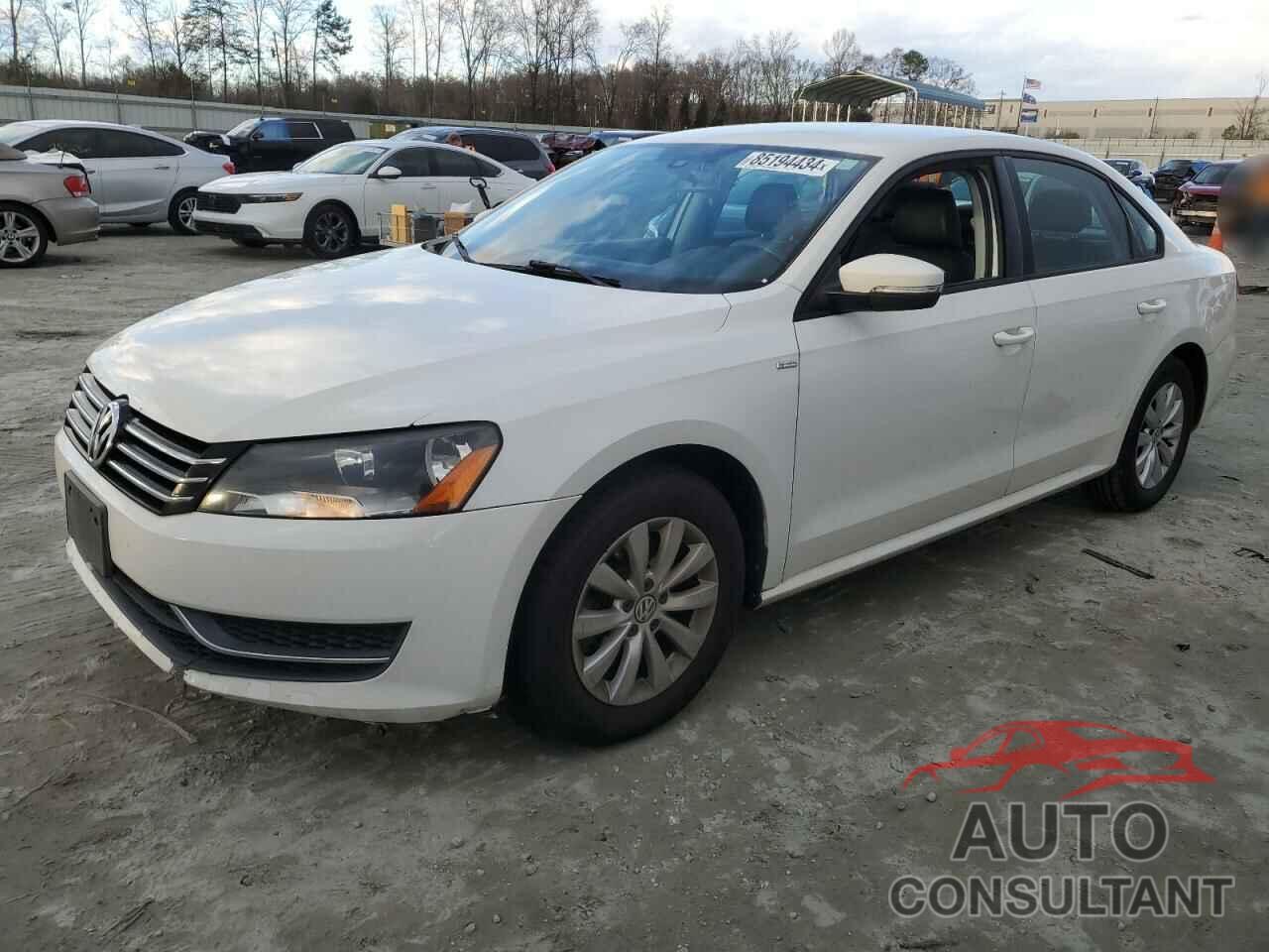 VOLKSWAGEN PASSAT 2015 - 1VWAT7A34FC013206