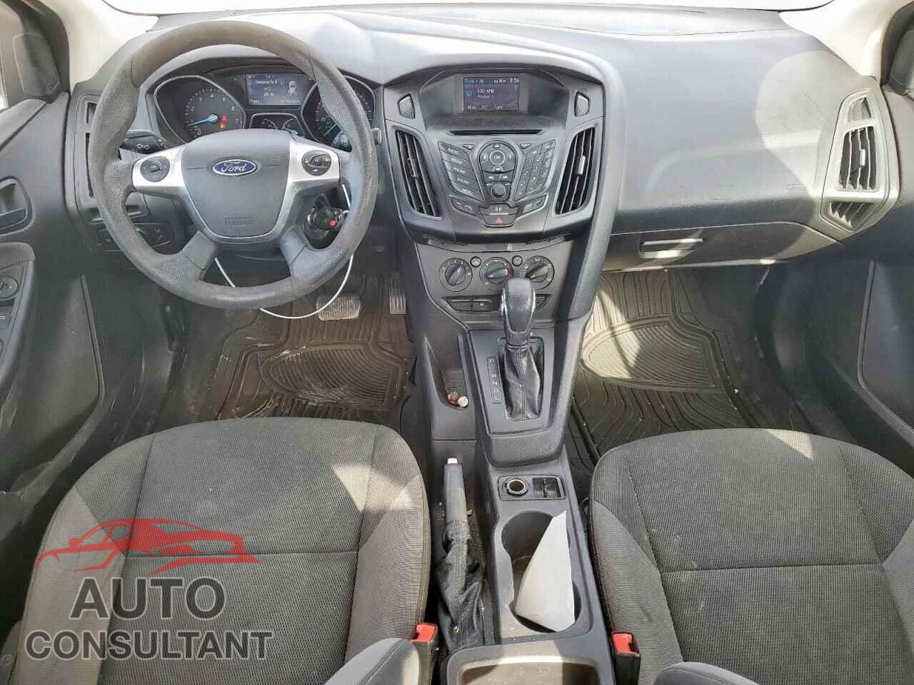 FORD FOCUS 2014 - 1FADP3E27EL209062