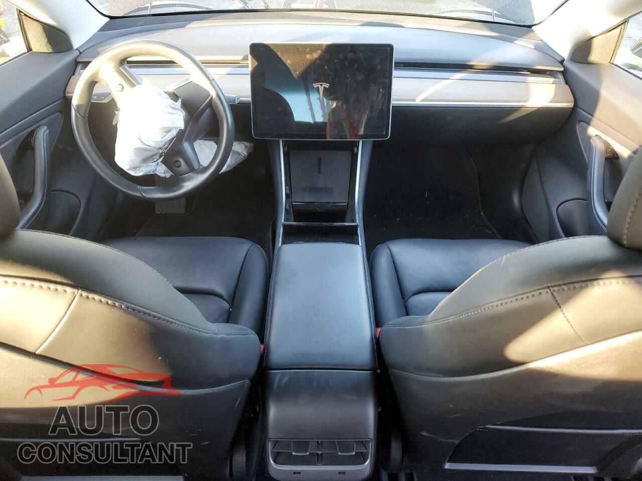 TESLA MODEL 3 2018 - 5YJ3E1EA9JF061209