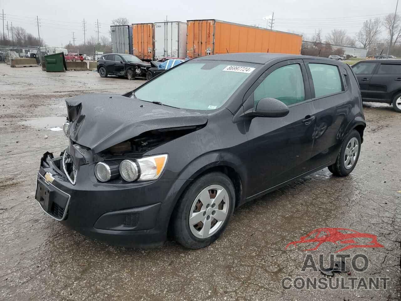 CHEVROLET SONIC 2013 - 1G1JA6SH9D4107949