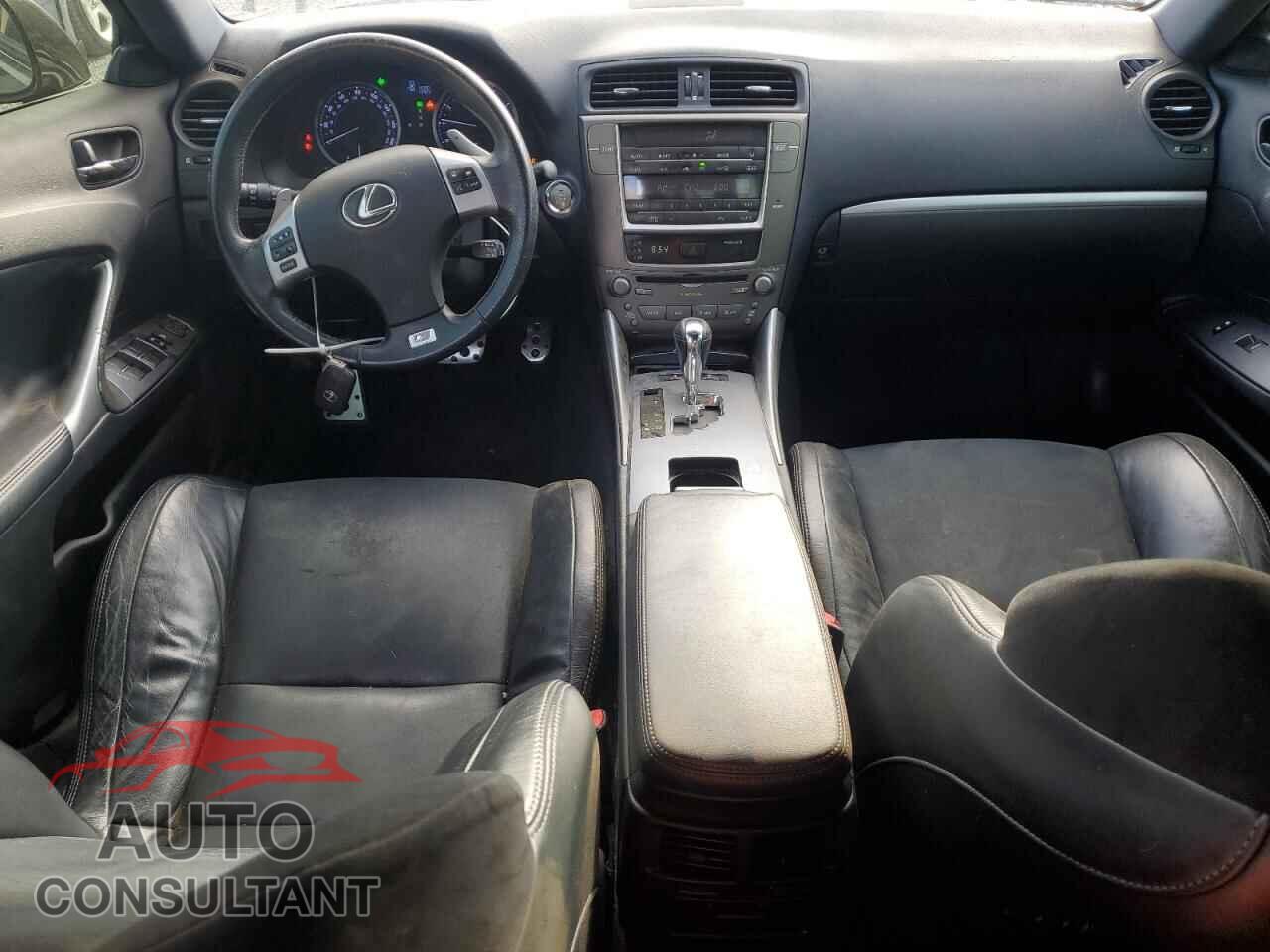 LEXUS IS 2013 - JTHBF5C28D5190428