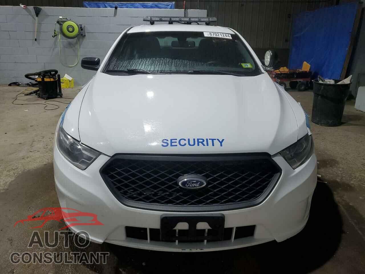 FORD TAURUS 2015 - 1FAHP2MK3FG176357