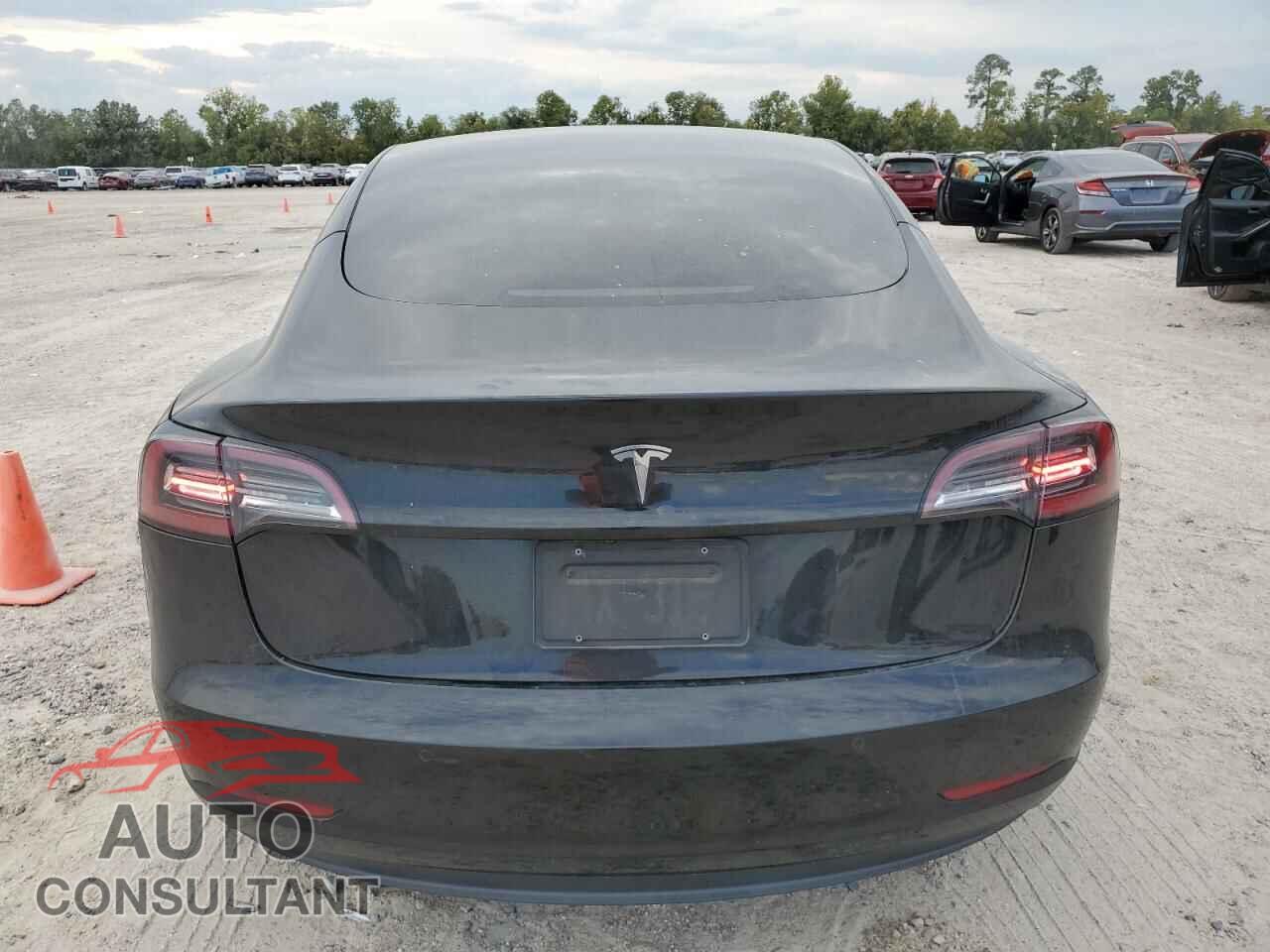 TESLA MODEL 3 2021 - 5YJ3E1EA7MF920656