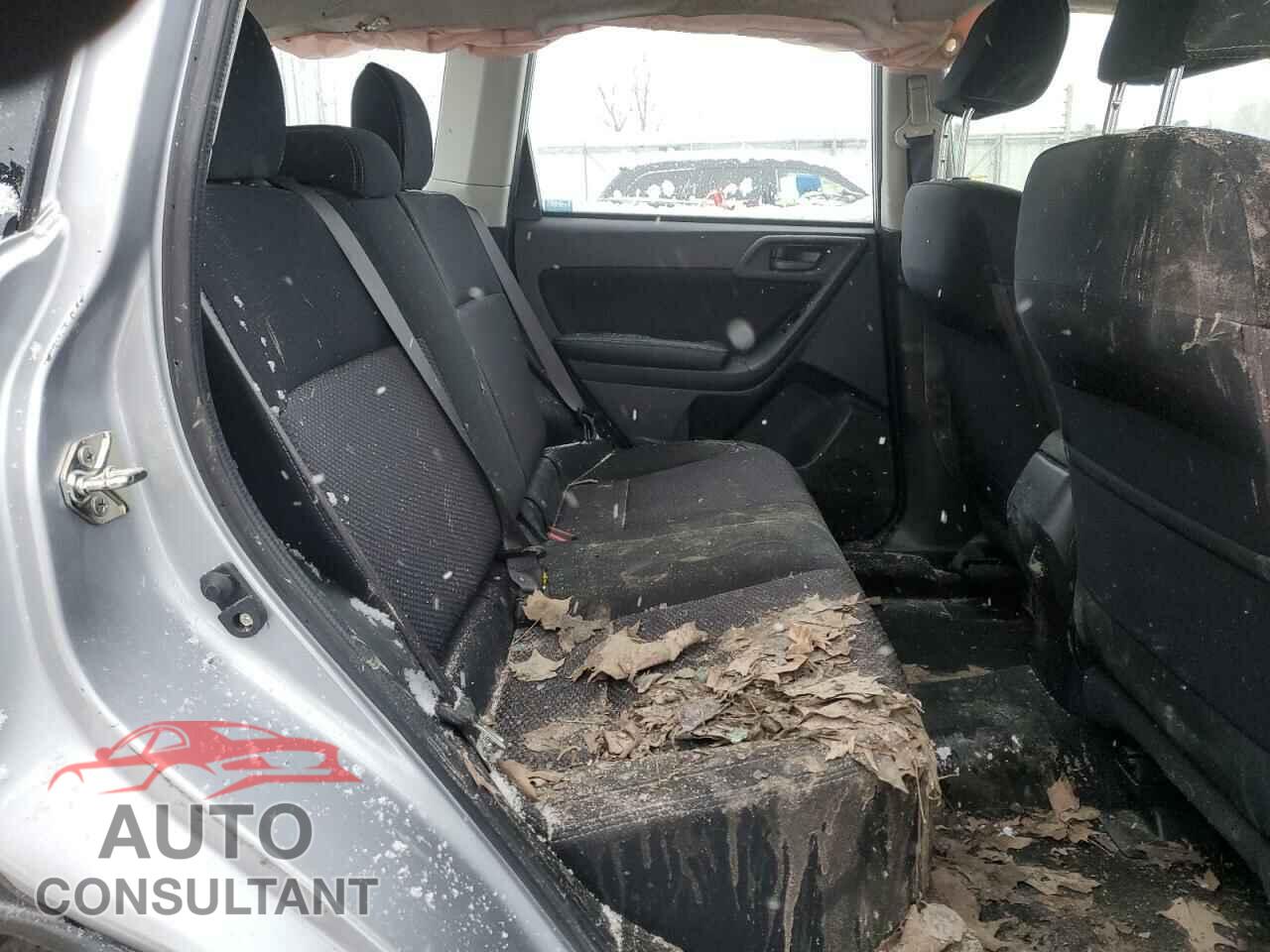SUBARU FORESTER 2018 - JF2SJAAC0JG532542