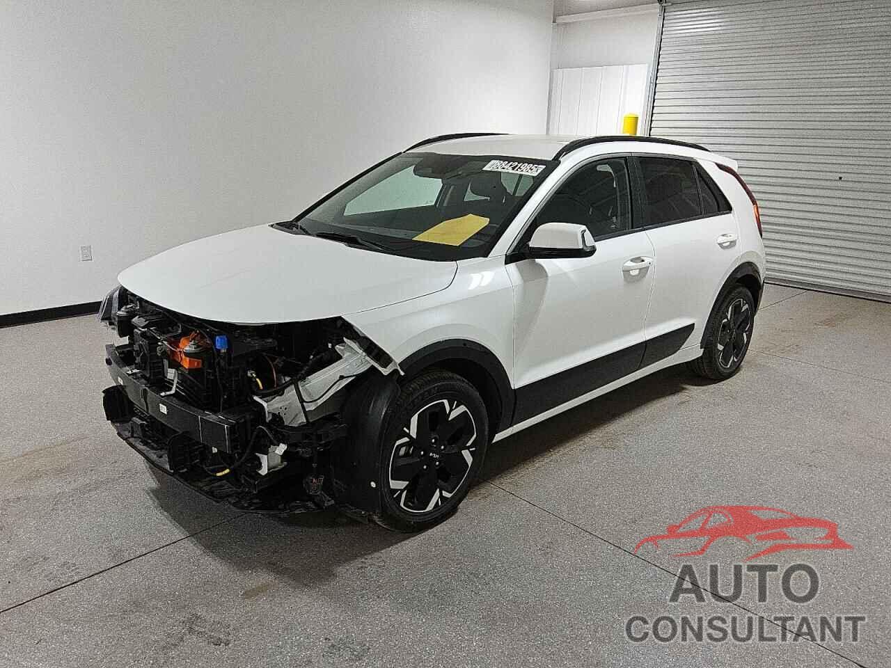 KIA NIRO WIND 2023 - KNDCR3L14P5036280