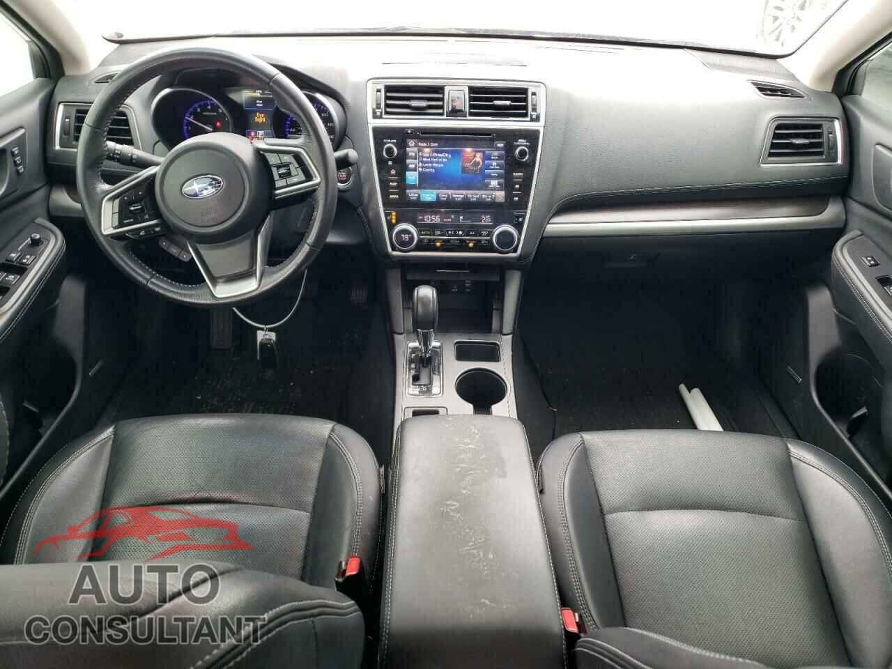 SUBARU LEGACY 2018 - 4S3BNAN60J3017491