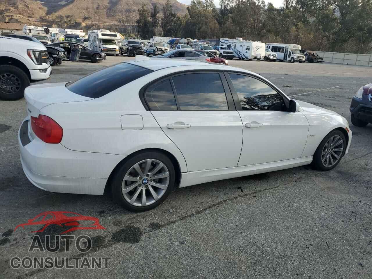 BMW 3 SERIES 2011 - WBAPH5G59BNM76434