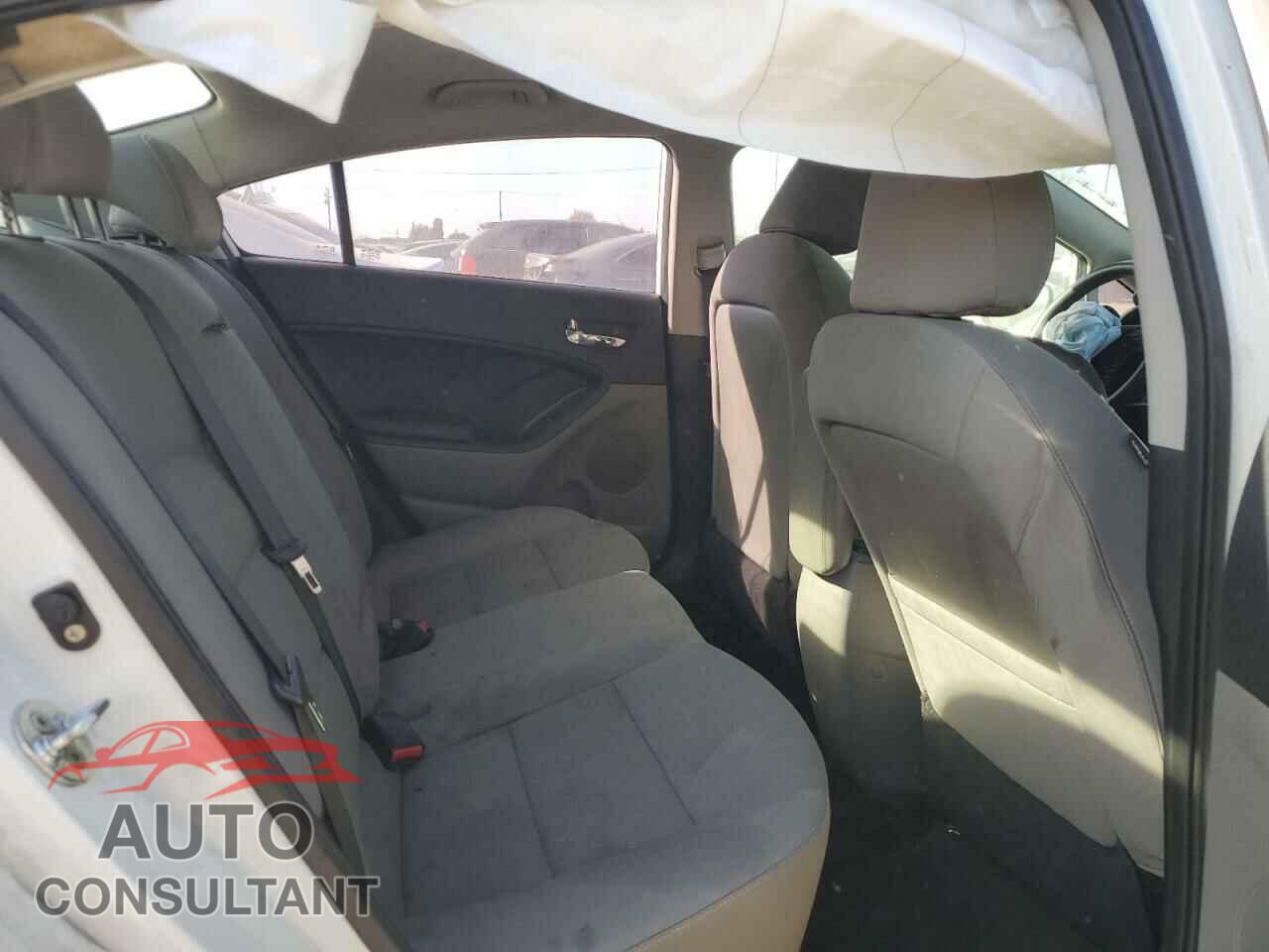 KIA FORTE 2014 - KNAFX4A65E5221438