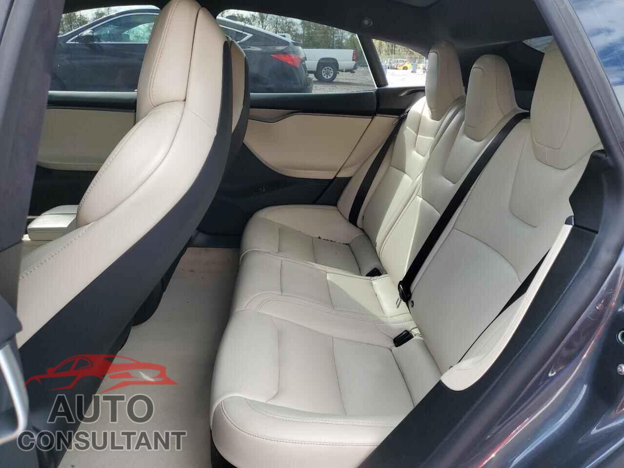 TESLA MODEL S 2019 - 5YJSA1E25KF347835