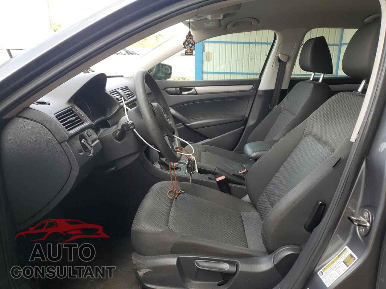 VOLKSWAGEN PASSAT 2014 - 1VWAP7A35EC006073