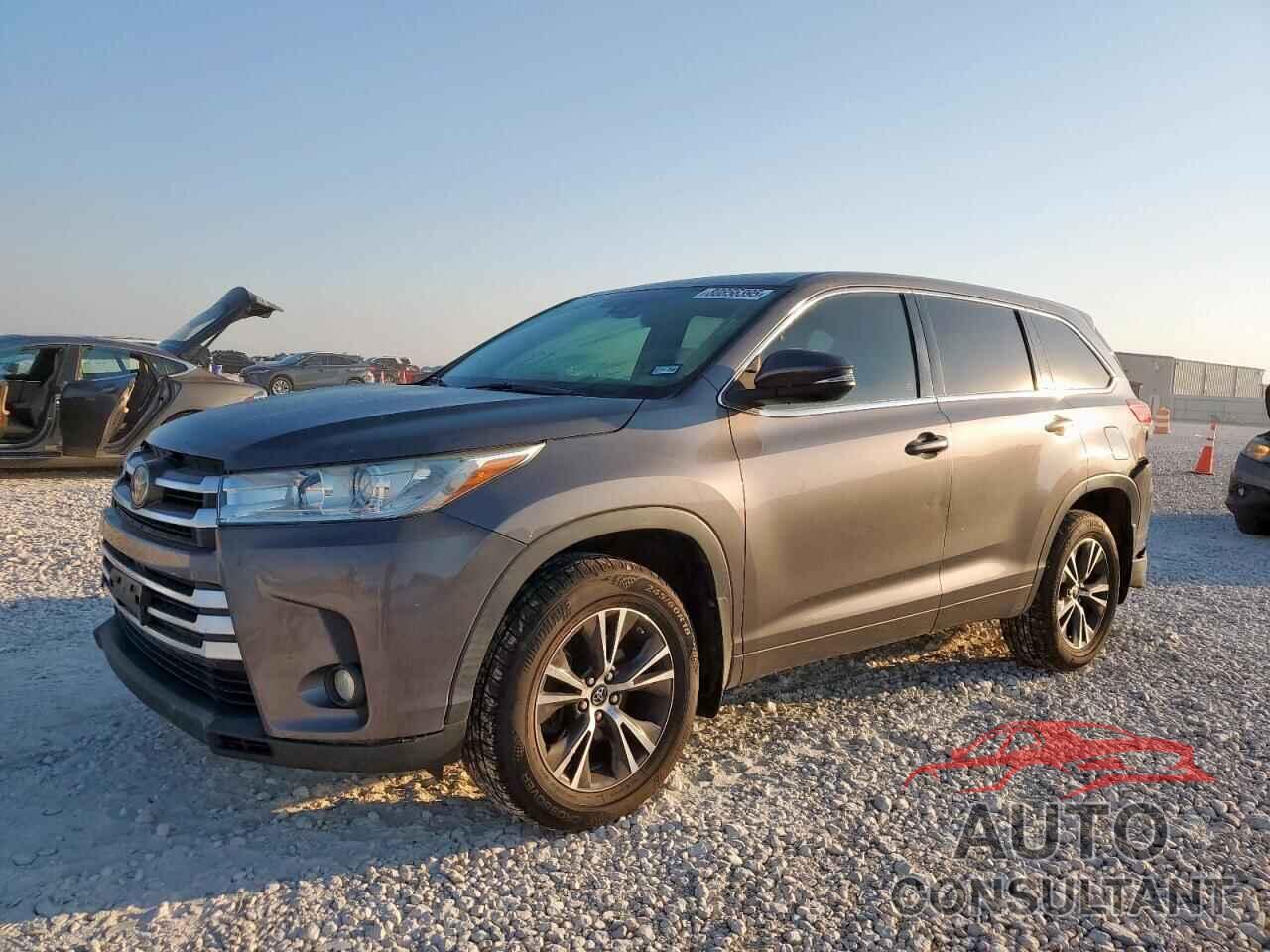 TOYOTA HIGHLANDER 2017 - 5TDZZRFHXHS233052