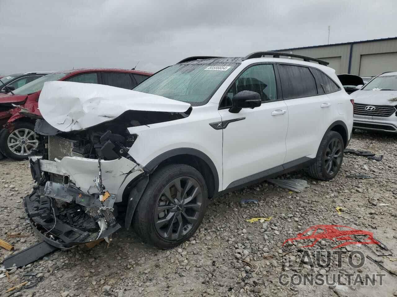 KIA SORENTO 2022 - 5XYRKDLF3NG142594