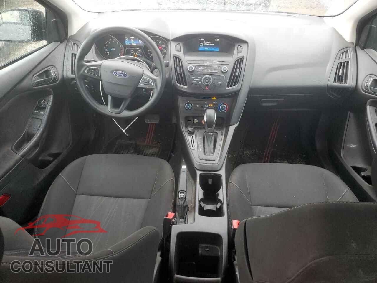 FORD FOCUS 2018 - 1FADP3E2XJL287085