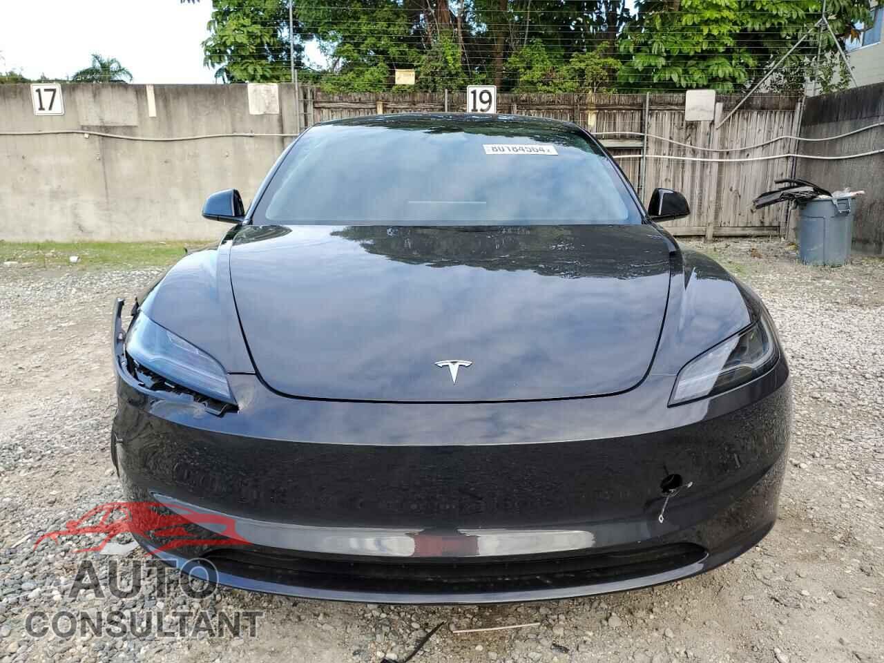 TESLA MODEL 3 2024 - 5YJ3E1EA7RF826476