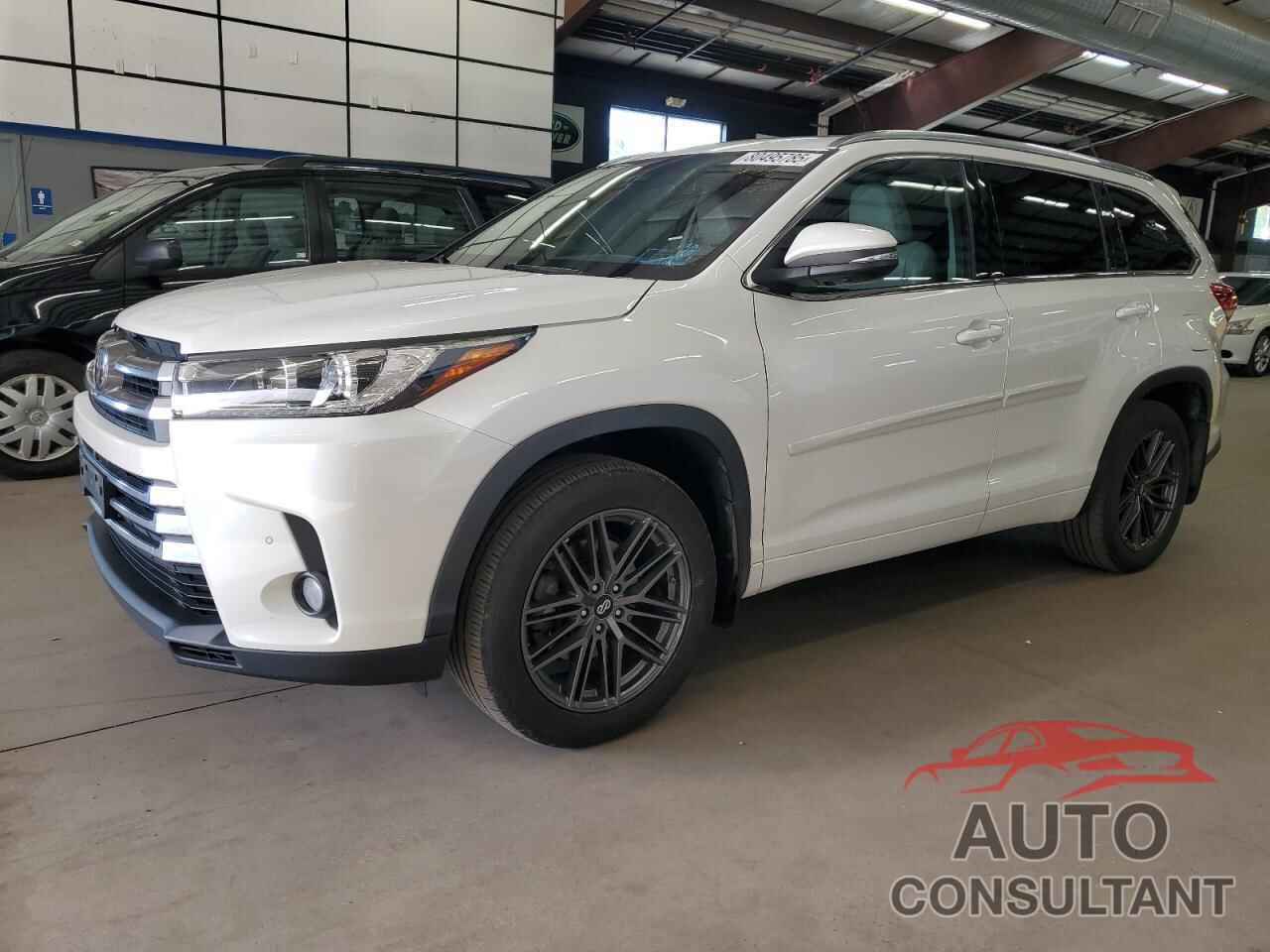 TOYOTA HIGHLANDER 2018 - 5TDDZRFH3JS900320