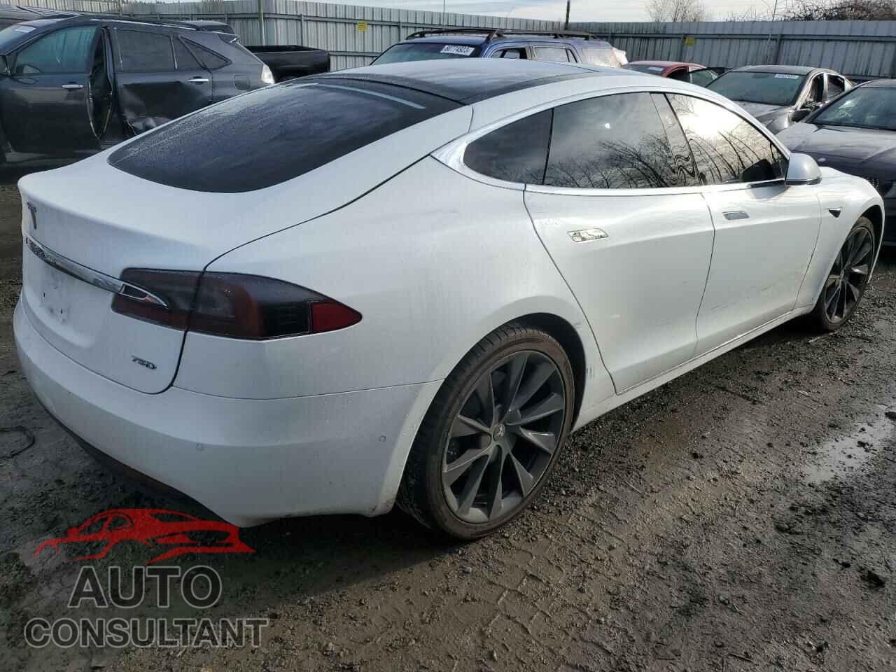 TESLA MODEL S 2018 - 5YJSA1E22JF258657