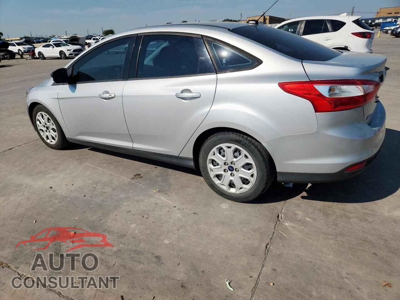 FORD FOCUS 2012 - 1FAHP3F28CL454207