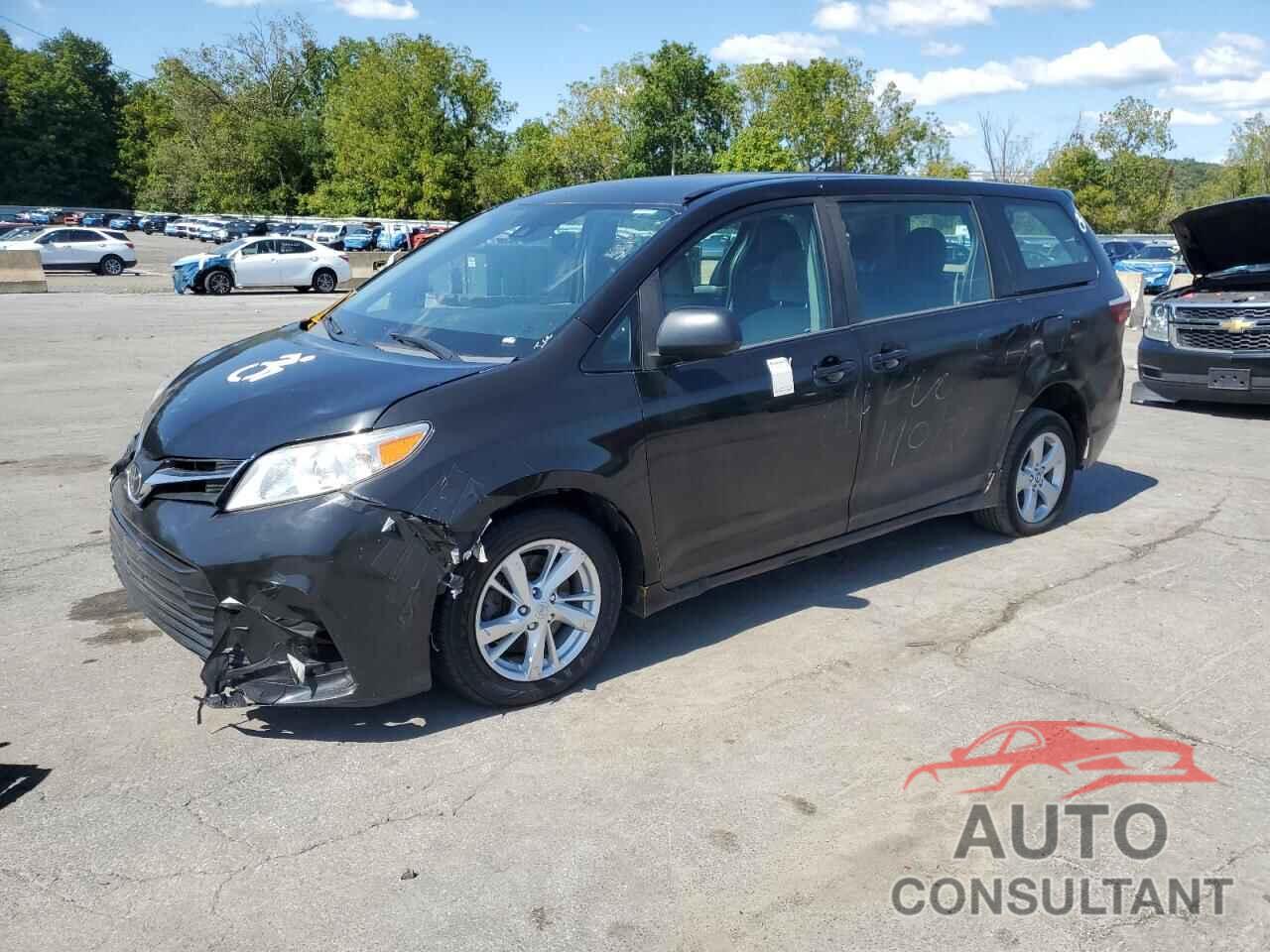 TOYOTA SIENNA 2018 - 5TDZZ3DC5JS962795