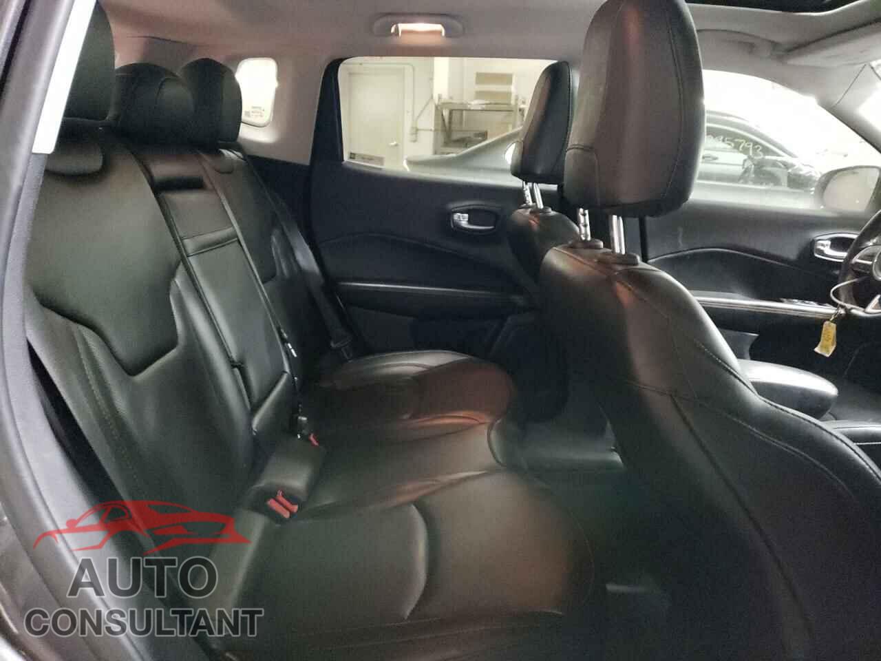 JEEP COMPASS 2019 - 3C4NJDCB3KT741448