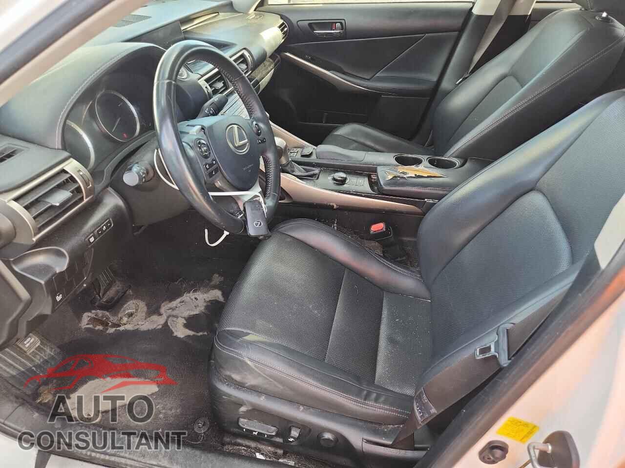 LEXUS IS 2014 - JTHBF1D25E5042262