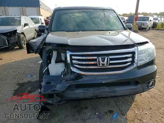 HONDA PILOT 2015 - 5FNYF4H55FB047222