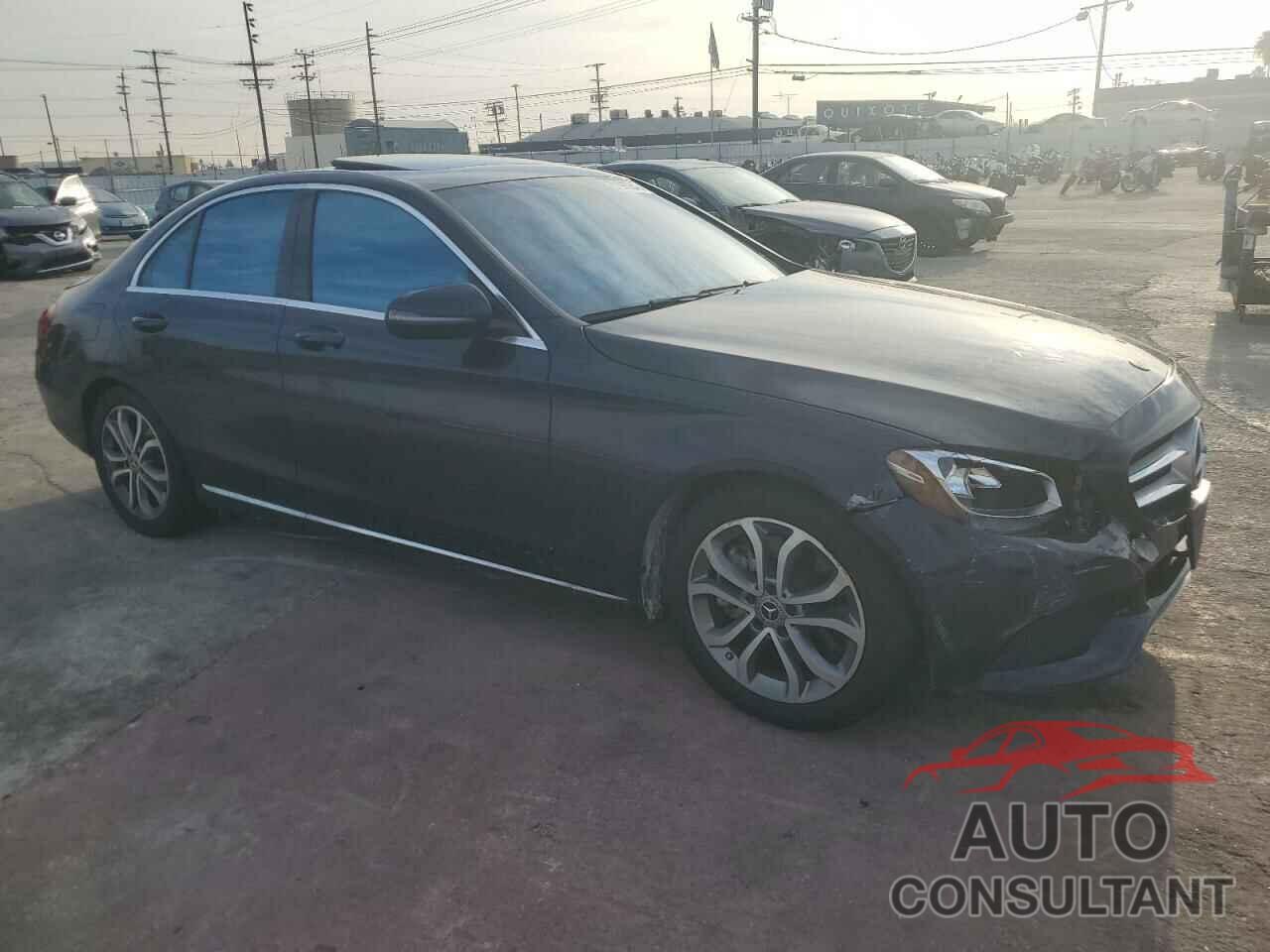 MERCEDES-BENZ C-CLASS 2018 - 55SWF4JB6JU272988