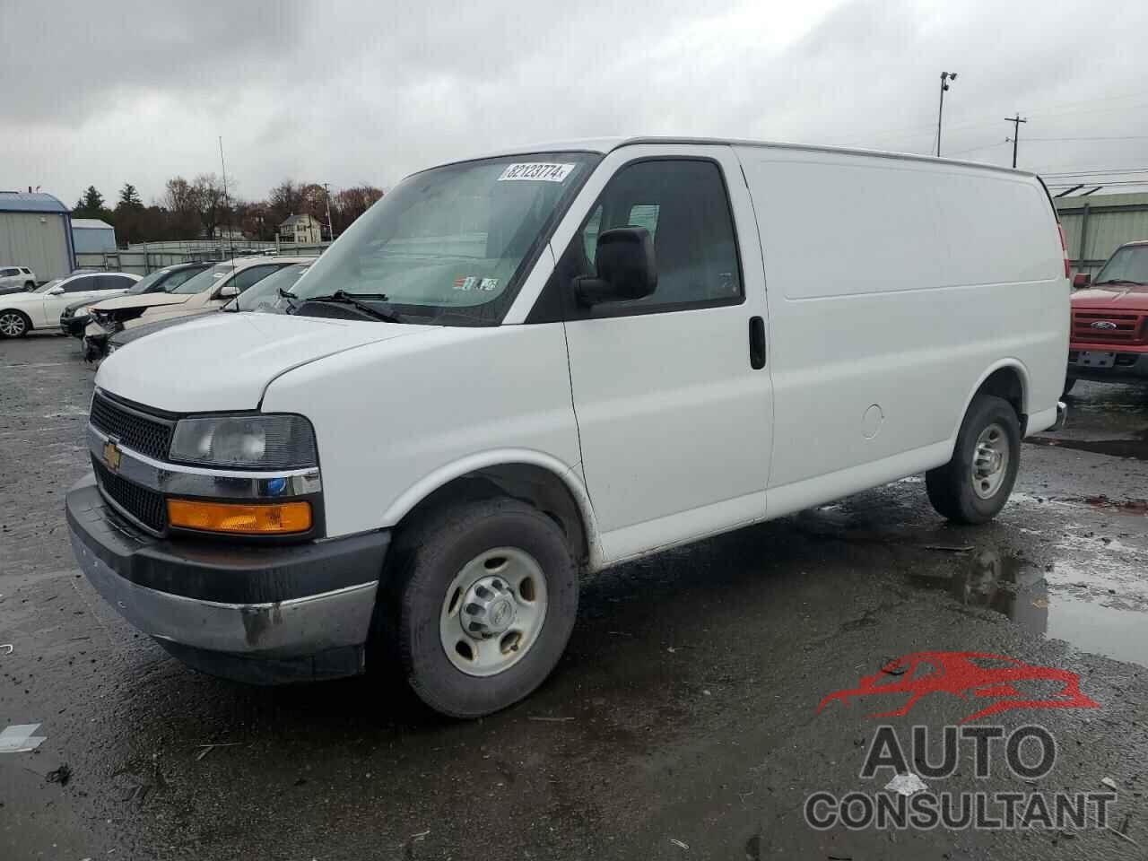 CHEVROLET EXPRESS 2018 - 1GCWGAFG5J1907063