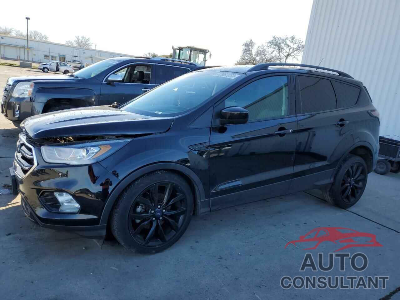 FORD ESCAPE 2018 - 1FMCU0GD3JUB73964