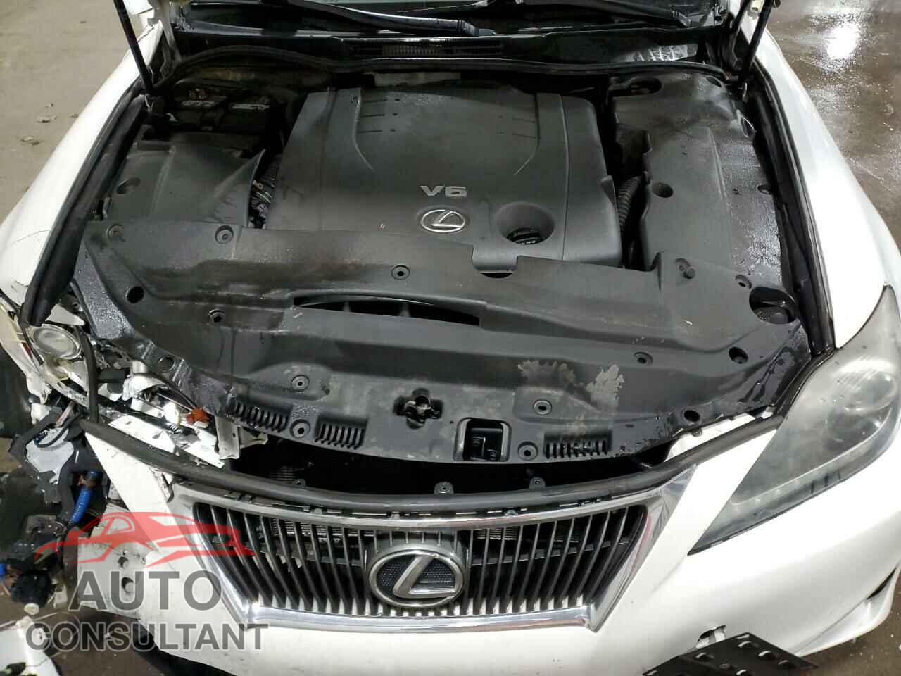LEXUS IS 2012 - JTHCF5C23C5059149