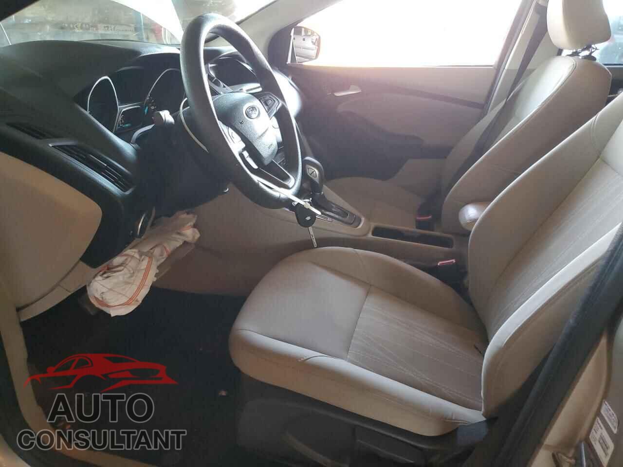 FORD FOCUS 2017 - 1FADP3K29HL245795