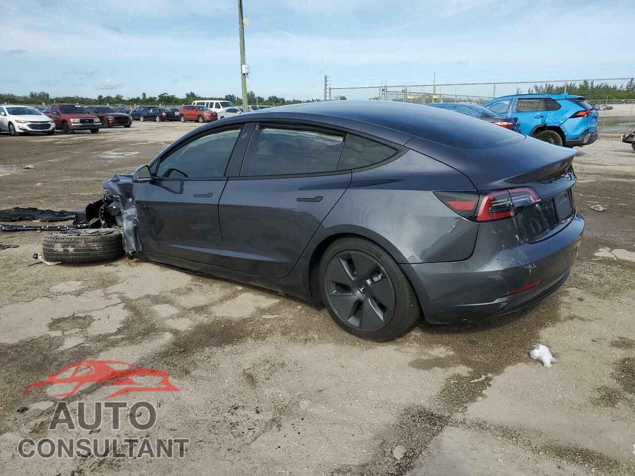 TESLA MODEL 3 2023 - 5YJ3E1EA3PF685659