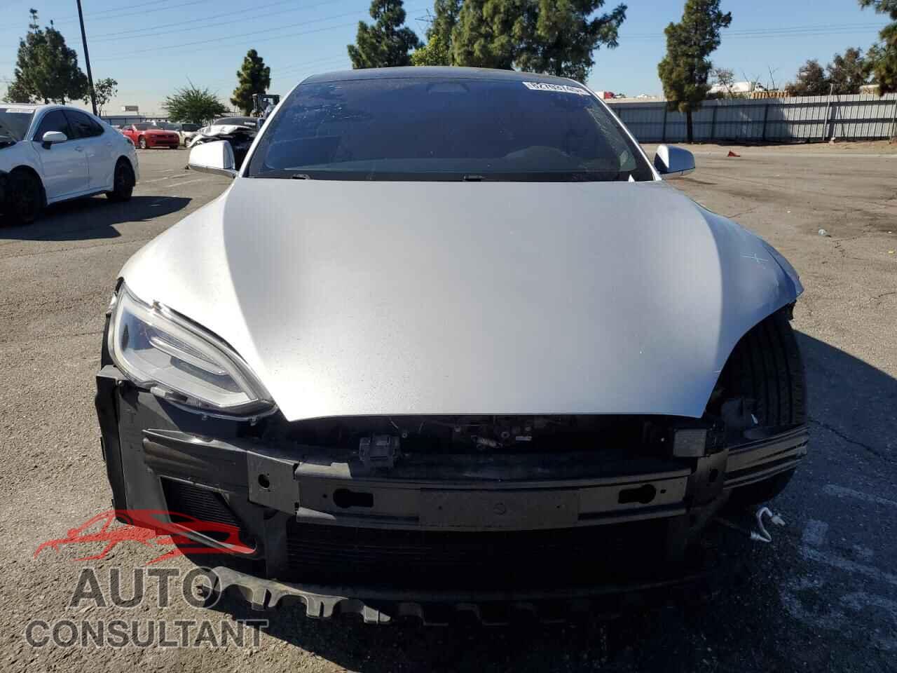 TESLA MODEL S 2018 - 5YJSA1E2XJF259457