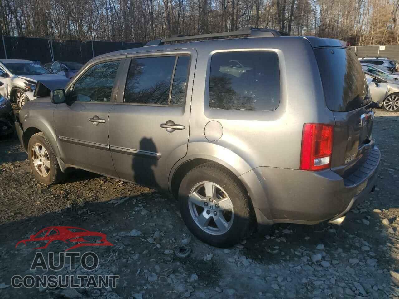 HONDA PILOT 2010 - 5FNYF4H59AB011946