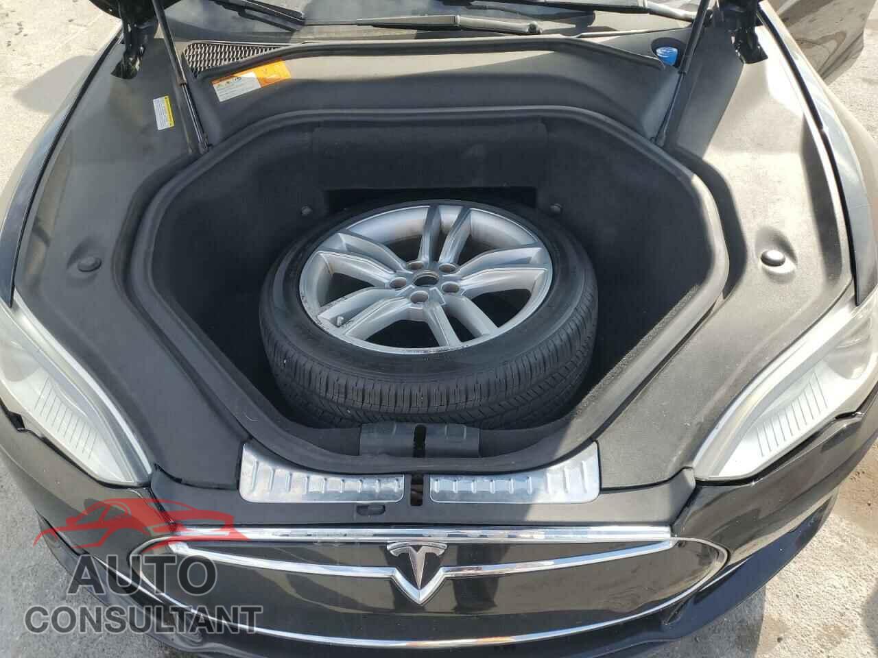 TESLA MODEL S 2013 - 5YJSA1DN9DFP05954