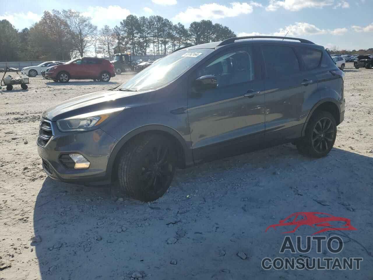 FORD ESCAPE 2017 - 1FMCU0GD3HUC84055