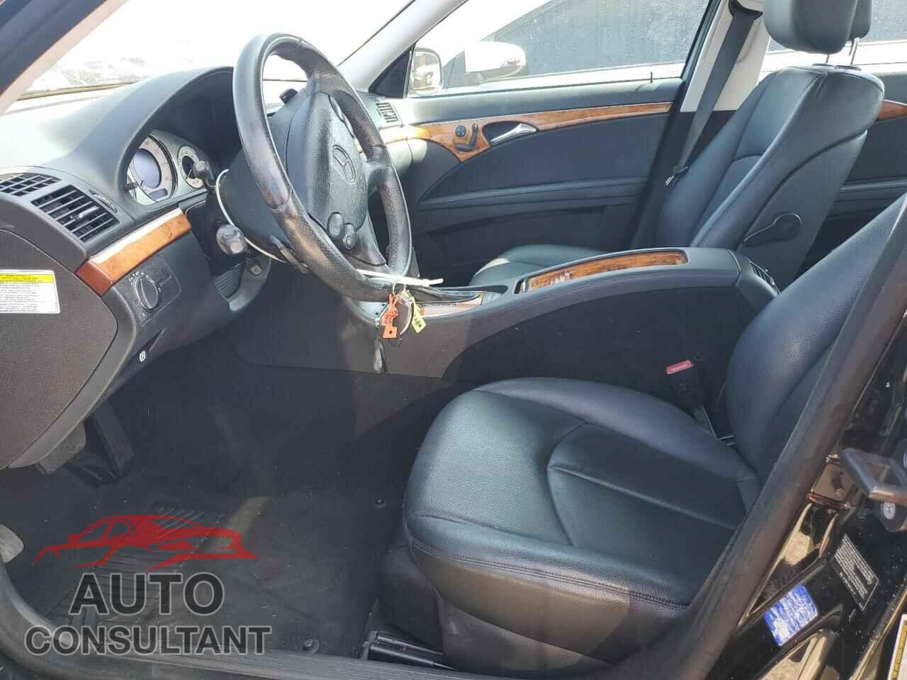 MERCEDES-BENZ E-CLASS 2009 - WDBUF56X49B396077