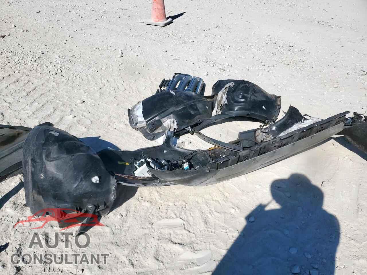 FORD ESCAPE 2018 - 1FMCU9J90JUC33983