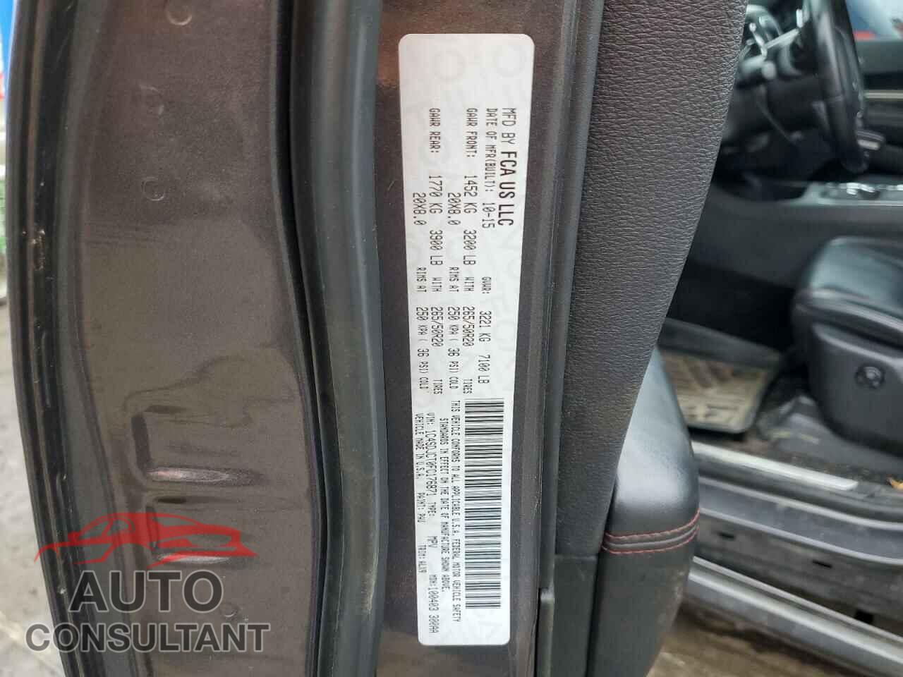 DODGE DURANGO 2015 - 1C4SDJCT0FC176871
