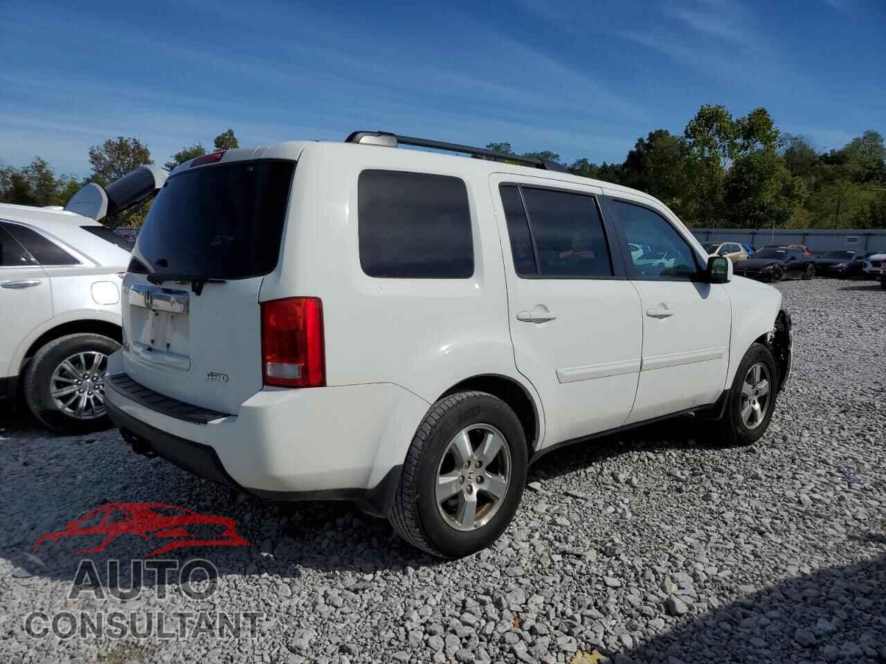 HONDA PILOT 2011 - 5FNYF4H73BB094681